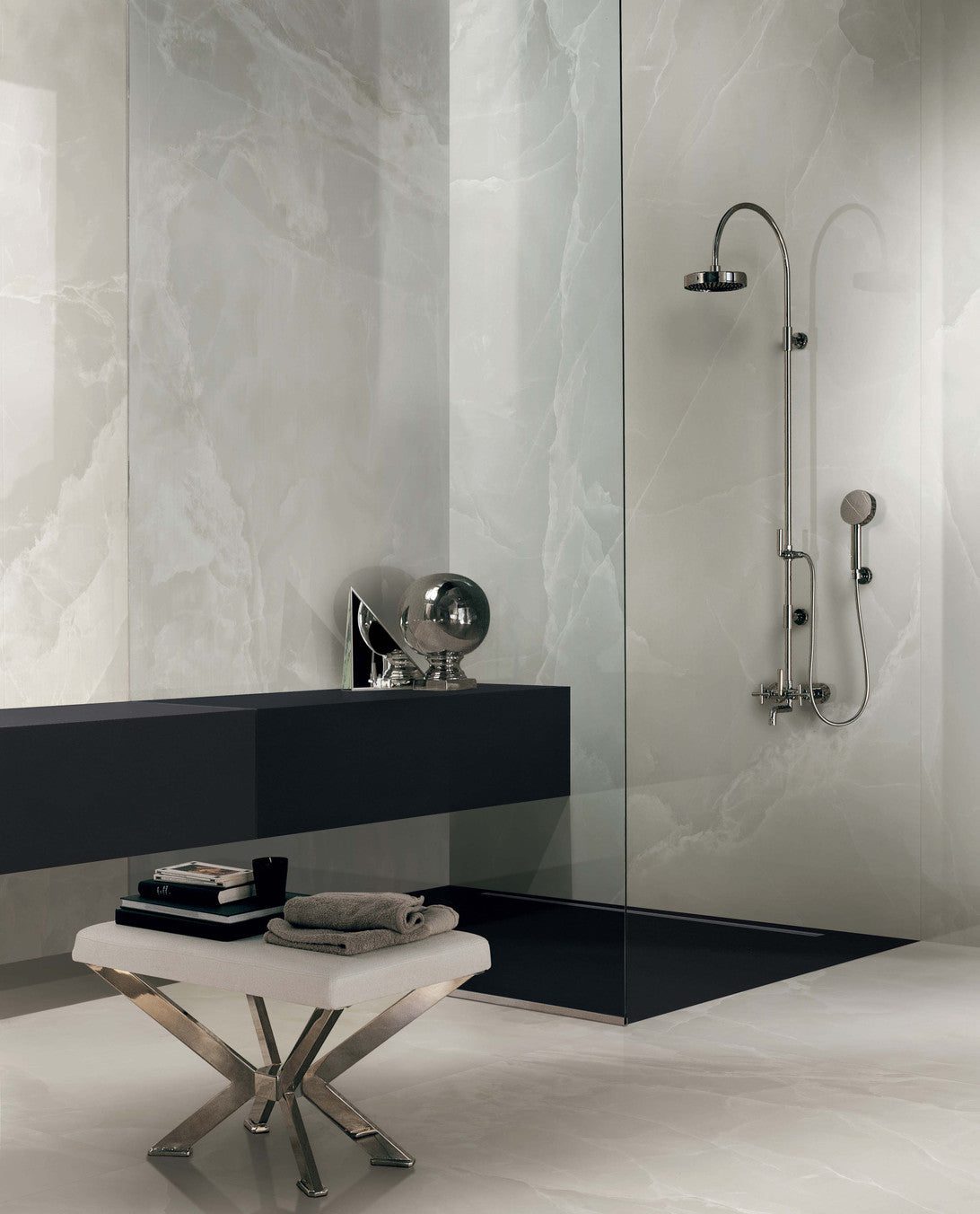 LUX-eccentric-luxe-20-4_E_CloudyWhite_120x280120x120