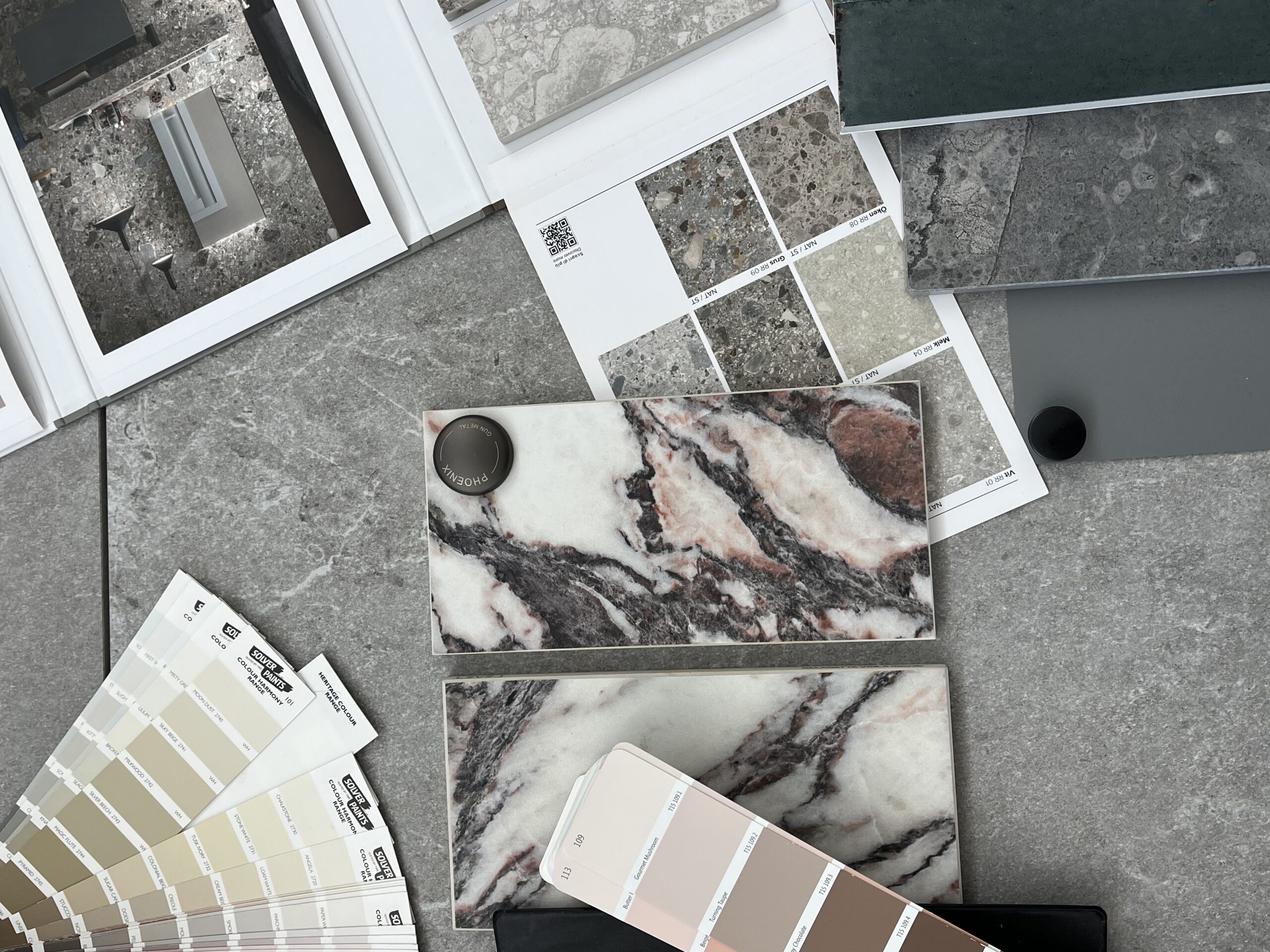 WHAT’S NEW IN THE SHOWROOM: Fresh Slabs to Elevate Your Design WHAT’S NEW IN THE SHOWROOM: Fresh Slabs to Elevate Your Design